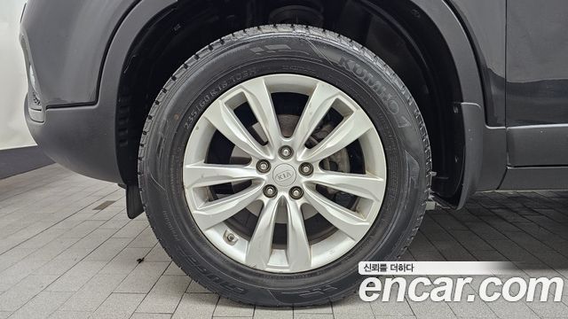 Kia Sorento 2010 — photo 5