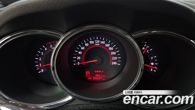 Kia Sorento 2010 — photo 8