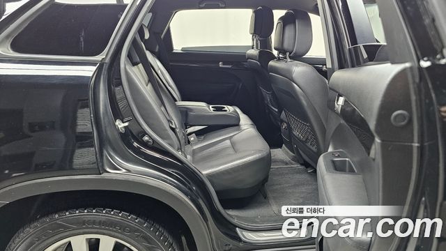 Kia Sorento 2010 — photo 12