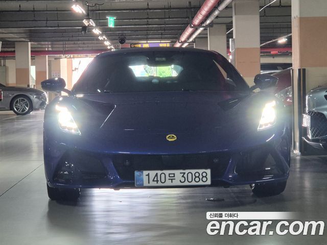 Lotus Emira 2025 — photo 2