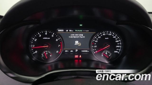 Kia Stinger 2018 — photo 11