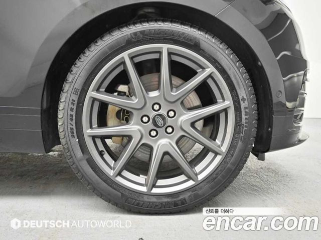 Land Rover Range Rover Velar 2025 — photo 5