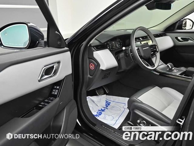 Land Rover Range Rover Velar 2025 — photo 11