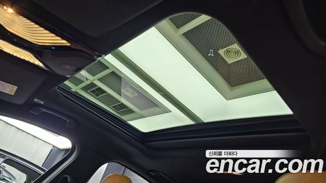 BMW 3-Series 2023 — photo 24