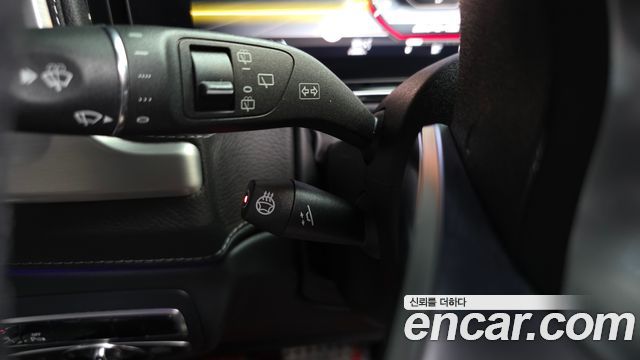 Mercedes-Benz G-Class 2021 — photo 29