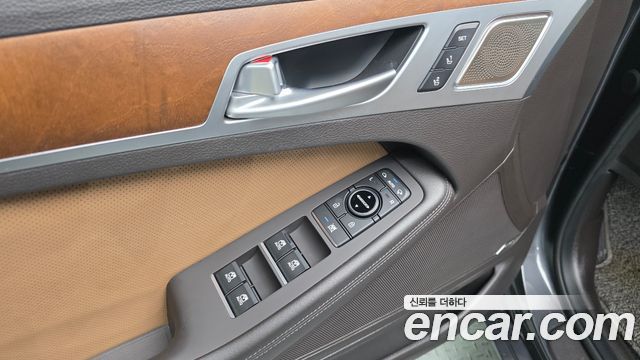 Genesis G80 2018 — photo 20