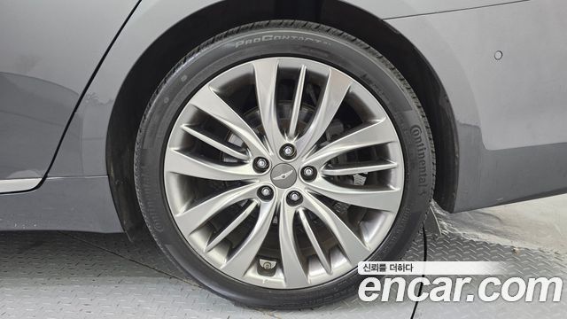 Genesis G80 2018 — photo 7