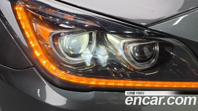 Genesis G80 2018 — photo 8