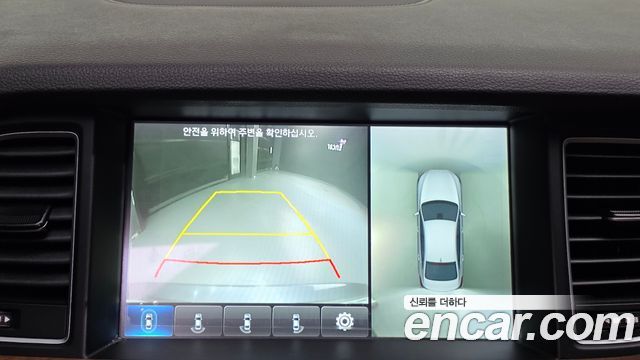 Genesis G80 2018 — photo 28
