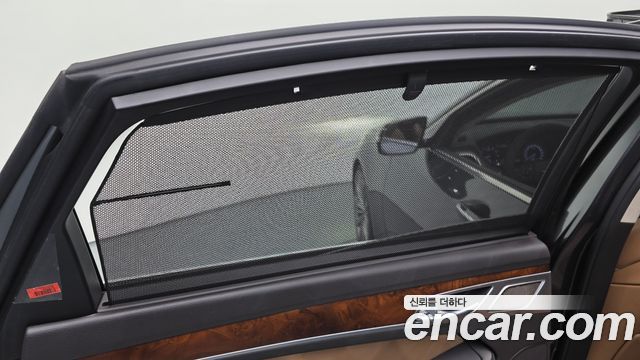 Genesis G80 2018 — photo 29