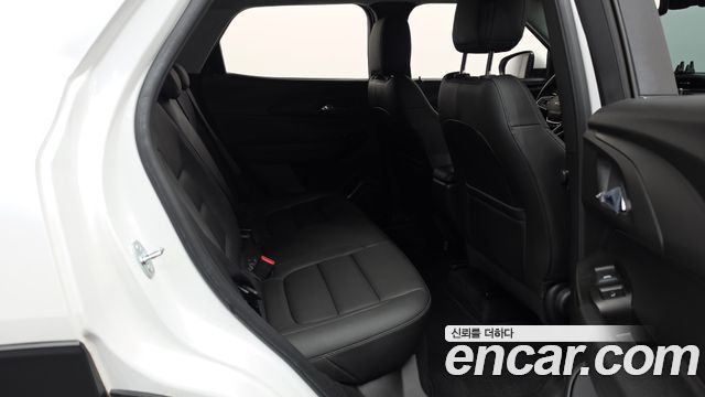 Chevrolet Korea Trailblazer 2022 — photo 17