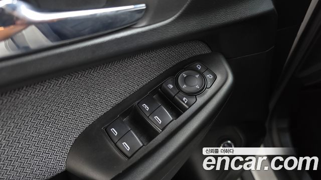 Chevrolet Korea Trailblazer 2022 — photo 28