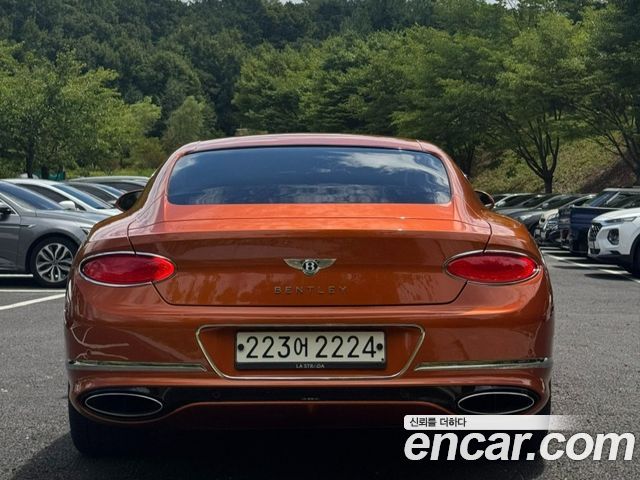 Bentley Continental 2018 — photo 3