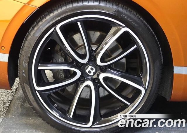 Bentley Continental 2018 — photo 5