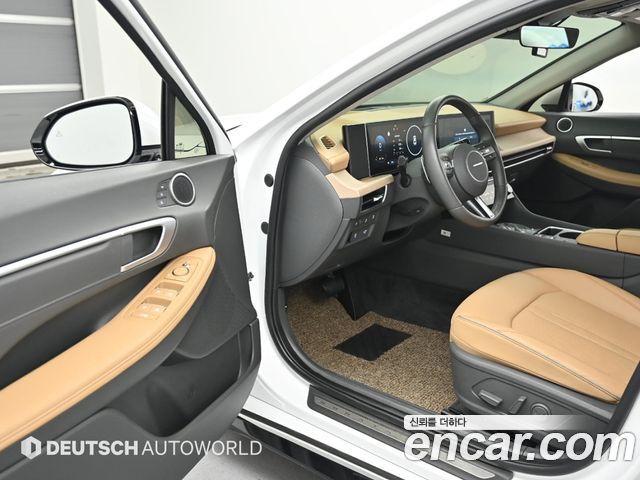 Hyundai Sonata 2025 — photo 11