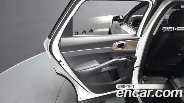 Kia Sorento 2022 — photo 15