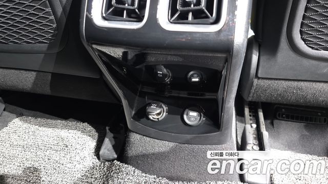 Kia Sorento 2022 — photo 32
