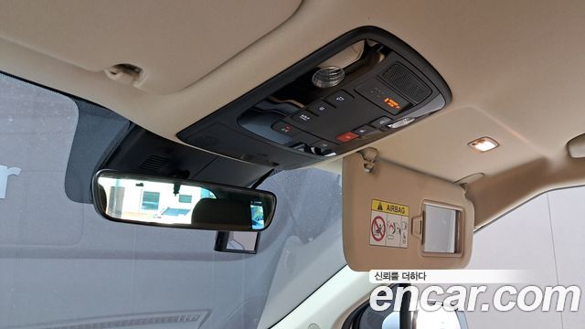 Kia Canival 2023 — photo 25