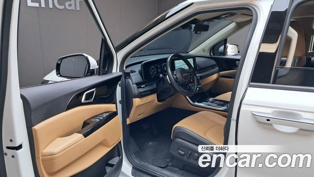Kia Canival 2023 — photo 15