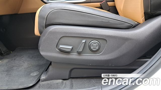 Kia Canival 2023 — photo 33