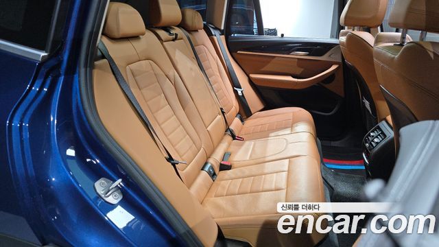 BMW X3 2019 — photo 17