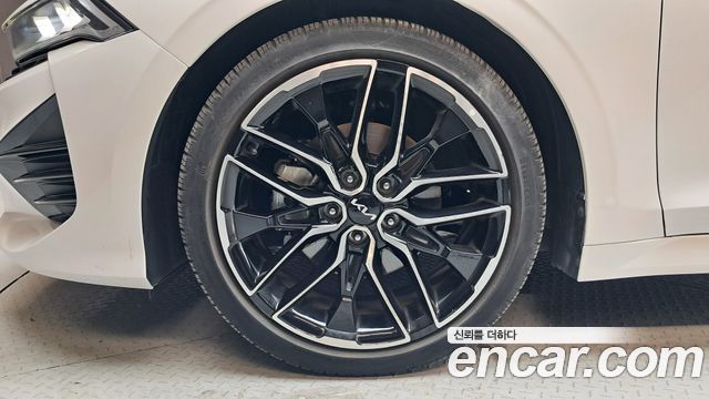 Kia K5 2023 — photo 5