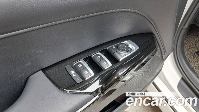 Kia K5 2023 — photo 21