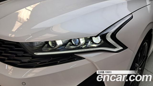 Kia K5 2023 — photo 8