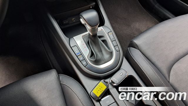 Kia K3 2022 — photo 12
