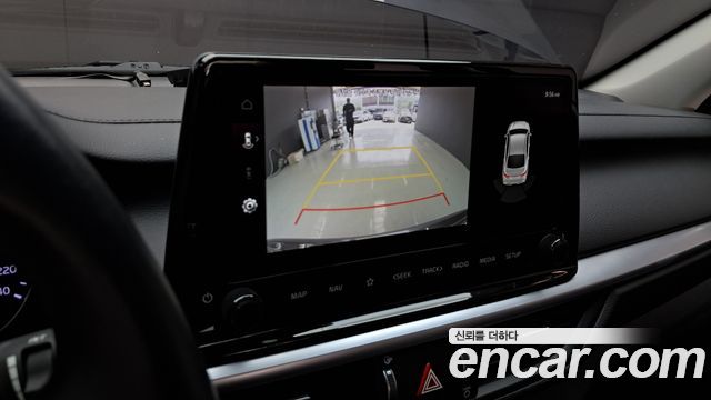 Kia K3 2022 — photo 23