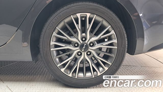 Kia K3 2022 — photo 7