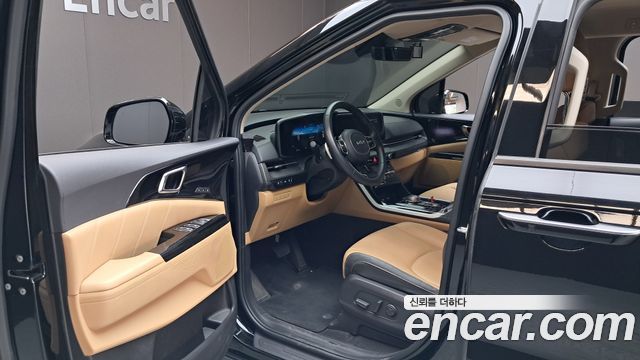 Kia Canival 2023 — photo 13