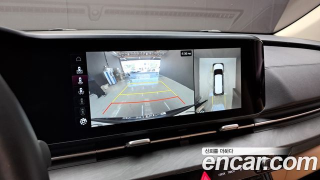 Kia Canival 2023 — photo 24