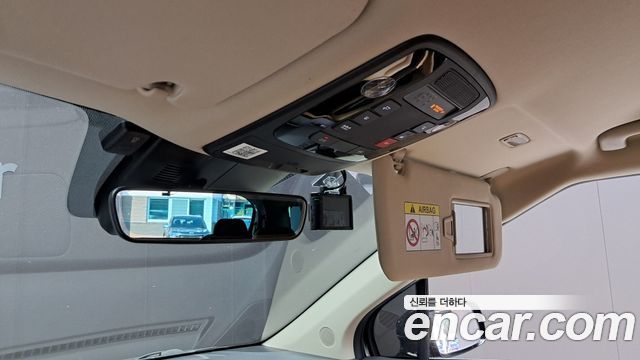Kia Canival 2023 — photo 28