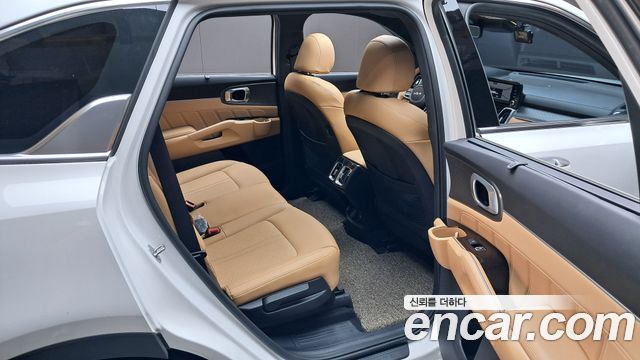 Kia Sorento 2023 — photo 17