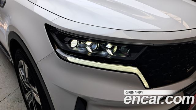 Kia Sorento 2023 — photo 8