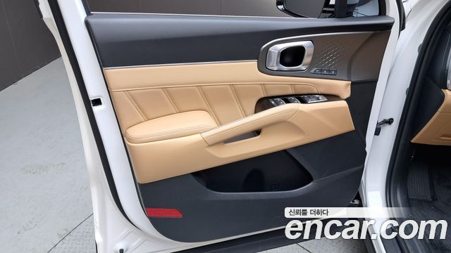 Kia Sorento 2023 — photo 14
