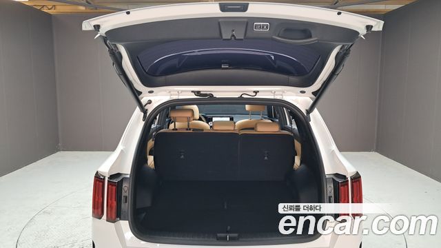 Kia Sorento 2023 — photo 37