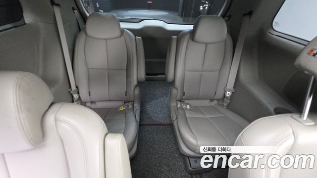 Kia Canival 2019 — photo 28