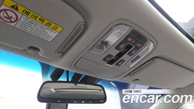Kia Canival 2019 — photo 29