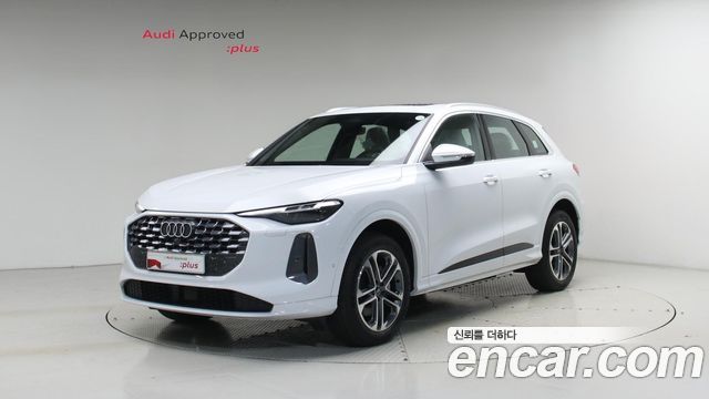 Audi Q5 2025 — photo 1