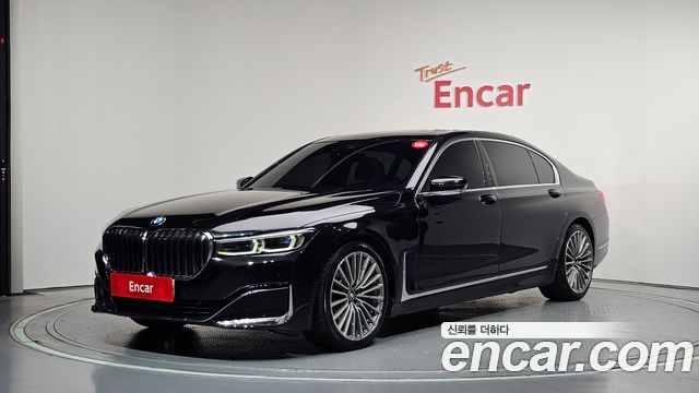 BMW 7-Series 2020 — photo 1