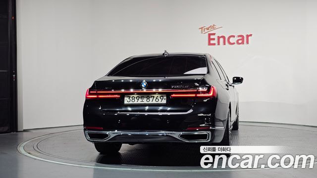 BMW 7-Series 2020 — photo 4