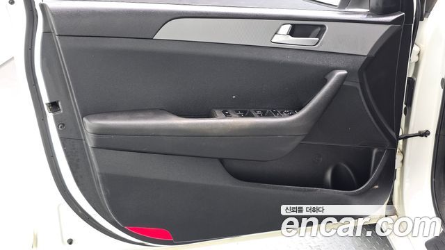 Hyundai Sonata 2015 — photo 14
