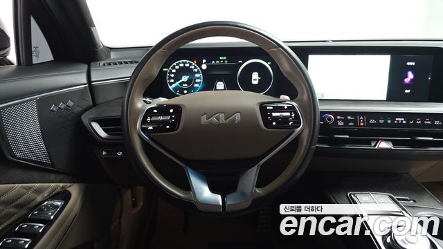 Kia K8 2023 — photo 19