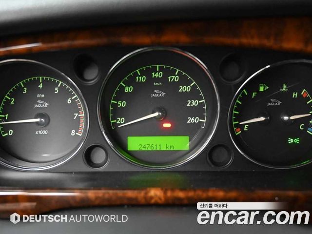 Jaguar XJ-8 2005 — photo 8
