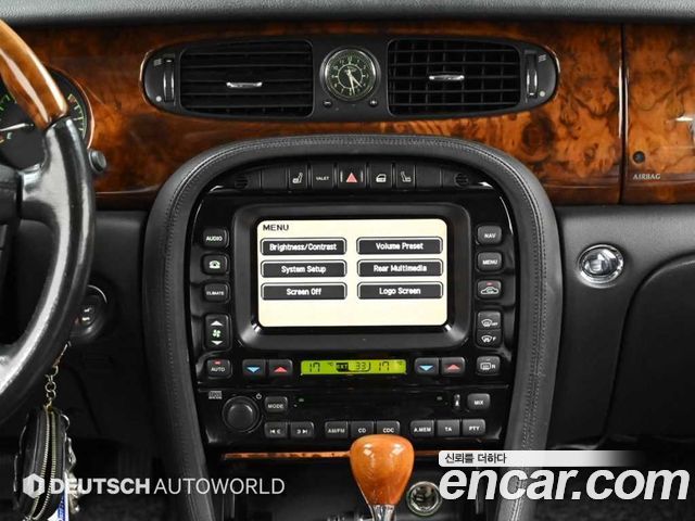Jaguar XJ-8 2005 — photo 14