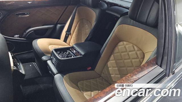 Bentley Mulsanne 2016 — photo 18