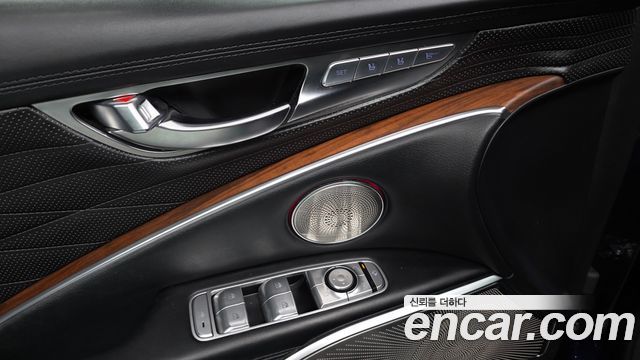 Kia K9 2019 — photo 31
