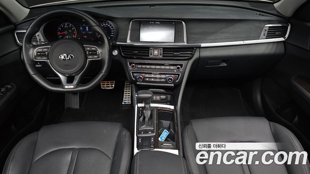 Kia K5 2018 — photo 7
